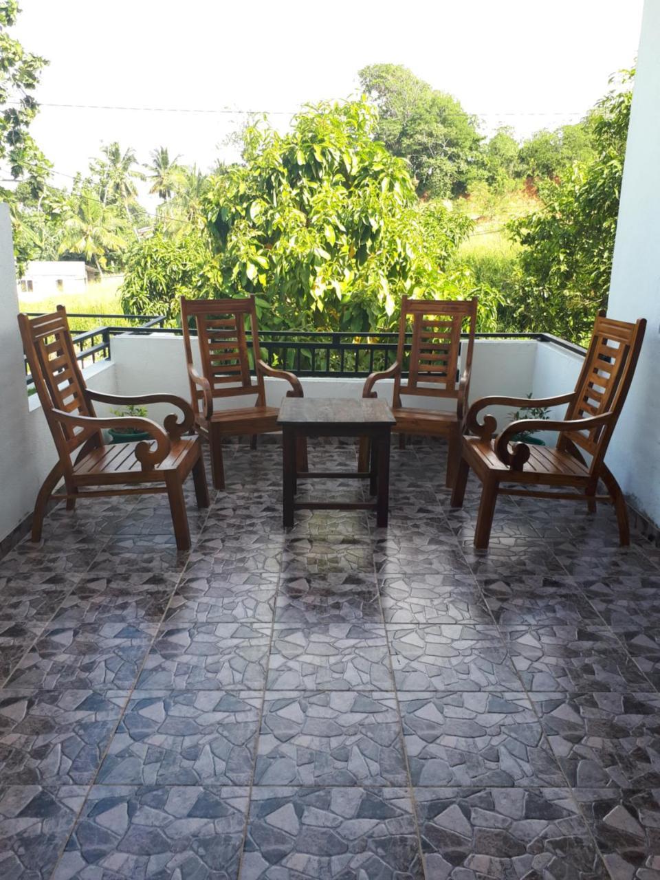 Lake View Villa Mirissa Luaran gambar